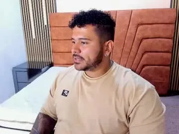 naisharousell – webcam model profile photo Image 19