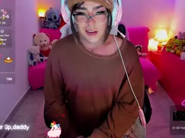 iamsomeone1234 – webcam model profile photo Image 2