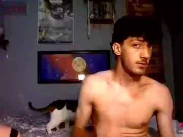 fun4tips – webcam model profile photo Image 17