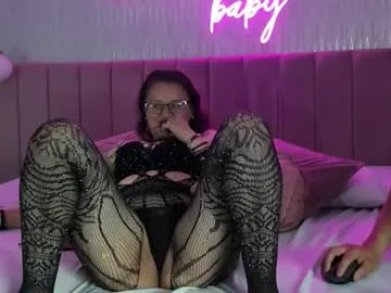 starry_eve – webcam model profile photo Image 8