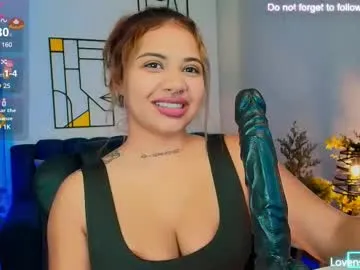 puneripiya – webcam model profile photo Image 2