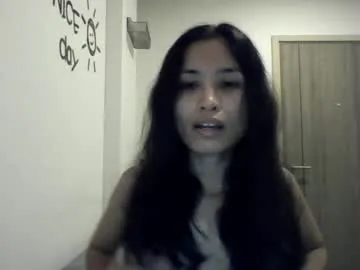kisspriya – webcam model profile photo Image 3