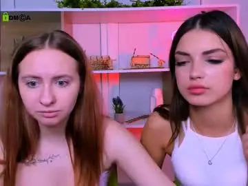 pureannuals – webcam model profile photo Image 8