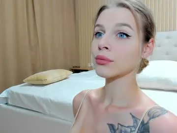 petite_temptress cam session Image 17