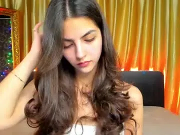 milana_crystal_ Image 6