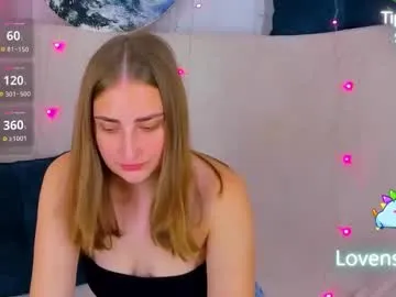 Liv – webcam model profile photo Image 13