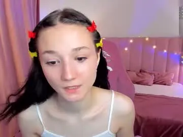 EmiliaWalker – webcam model profile photo Image 2