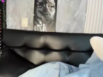 splendid_dolls – webcam model profile photo Image 11