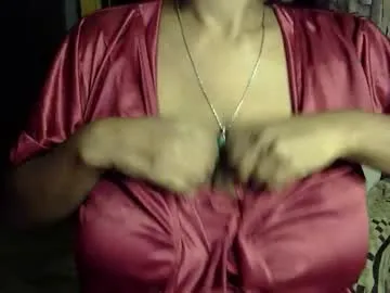 yenifer016 – webcam model profile photo Image 4