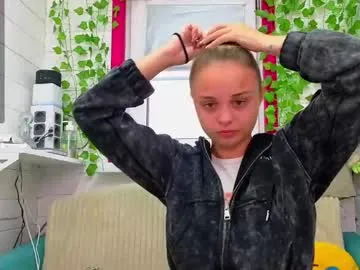 your_priya_77 cam session Image 18