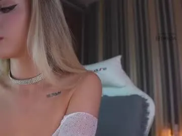 fogbunny – webcam model profile photo Image 3