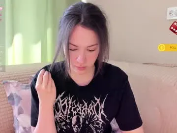 HeleneRossy – webcam model profile photo Image 4