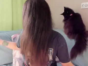 HeleneRossy – webcam model profile photo Image 8