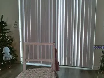 AmyBermudez – webcam model profile photo Image 12