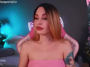 baeasian – webcam model profile photo Image 4