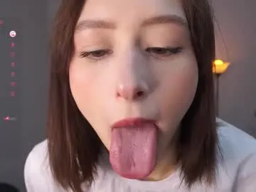 caylin_jordan – webcam model profile photo Image 3