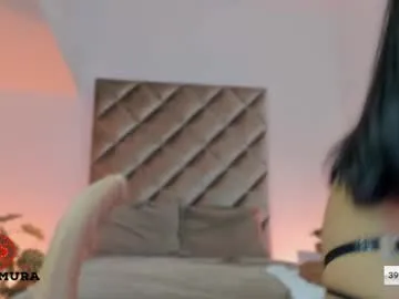 MiaRosey – webcam model profile photo Image 15