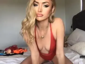 AryCorinne – webcam model profile photo Image 12