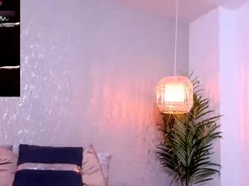 NinaCandance – webcam model profile photo Image 18