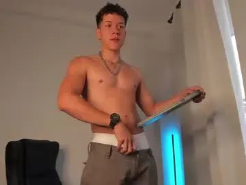 NaiaCollins – webcam model profile photo Image 6