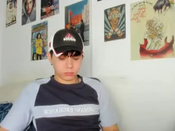 sanvi13 – webcam model profile photo Image 5