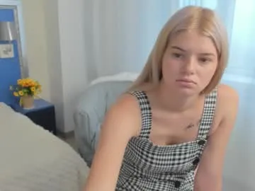 HaileyDumont – webcam model profile photo Image 2