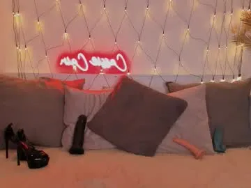 indian_yashika – webcam model profile photo Image 5