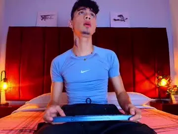 sofiakhanxo – webcam model profile photo Image 14