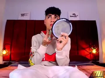 sofiakhanxo – webcam model profile photo Image 4