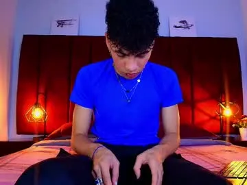 sofiakhanxo – webcam model profile photo Image 5