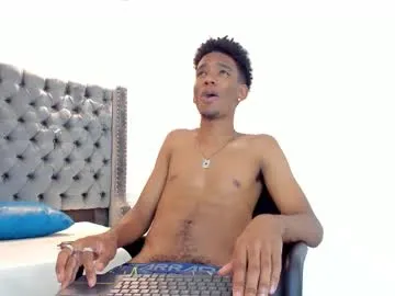 daani_hott – webcam model profile photo Image 19