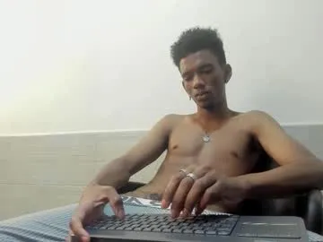 daani_hott – webcam model profile photo Image 2