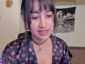 monicaflower – webcam model profile photo Image 11