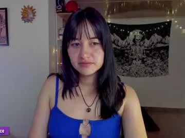 monicaflower – webcam model profile photo Image 4