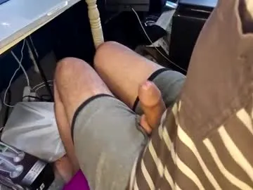 EmiliaWalker – webcam model profile photo Image 4