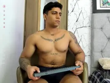 alphadomcole – webcam model profile photo Image 6