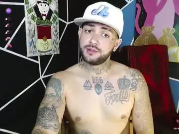 Yasmina – webcam model profile photo Image 7