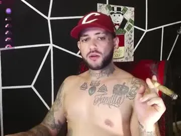 Yasmina – webcam model profile photo Image 8