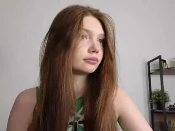 EmiliaWalker – webcam model profile photo Image 4