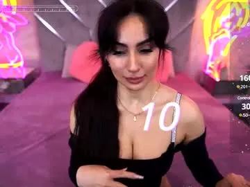 puneripiya – webcam model profile photo Image 8