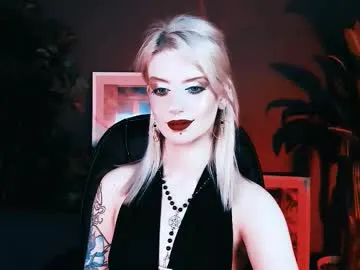 pureannuals – webcam model profile photo Image 11