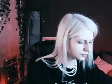 pureannuals – webcam model profile photo Image 14