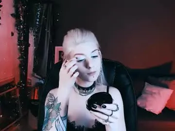 pureannuals – webcam model profile photo Image 15