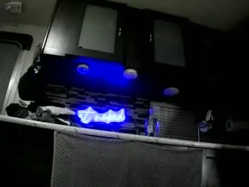 daani_hott – webcam model profile photo Image 11