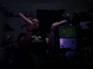 hornyshow_tv – webcam model profile photo Image 3