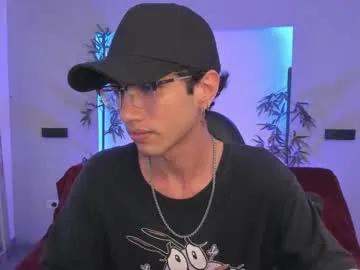 EmiliaWalker cam session Image 11