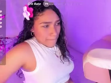 mae_nathan – webcam model profile photo Image 10