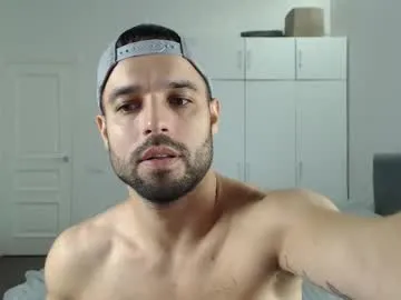 MayaHiper – webcam model profile photo Image 6