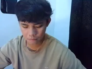 iamsomeone1234 – webcam model profile photo Image 11