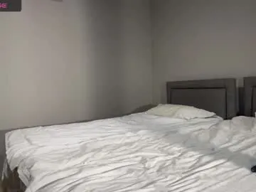 the_right_girl – webcam model profile photo Image 8